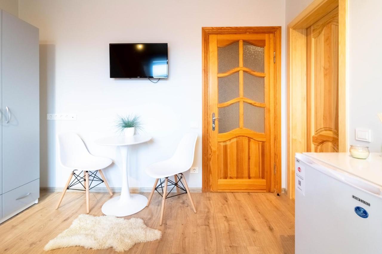 V36 Apartments パランガ エクステリア 写真