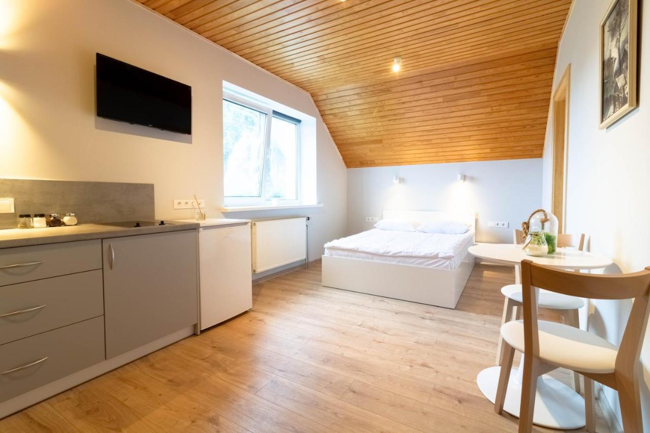 V36 Apartments パランガ エクステリア 写真