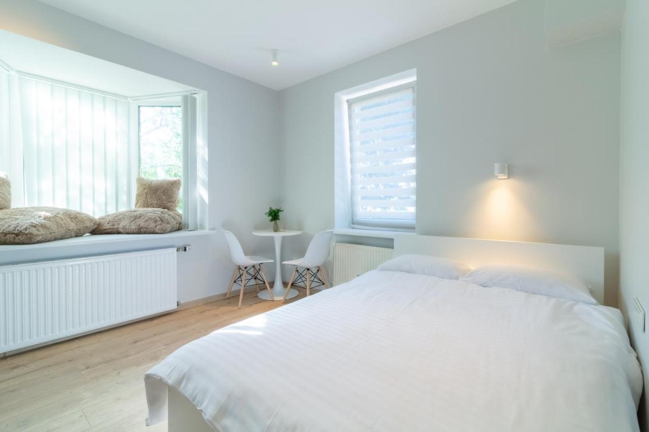 V36 Apartments パランガ エクステリア 写真