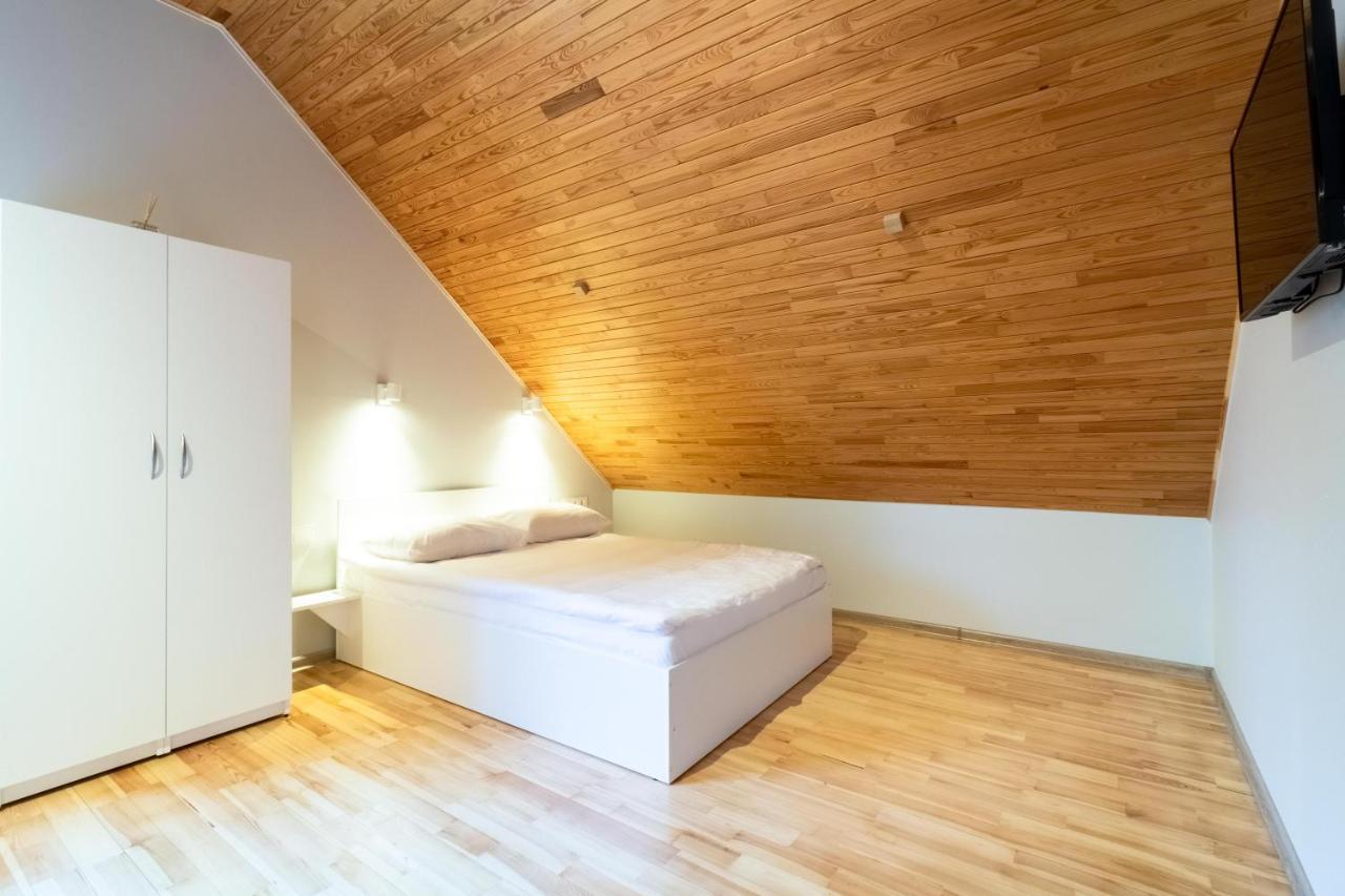 V36 Apartments パランガ エクステリア 写真